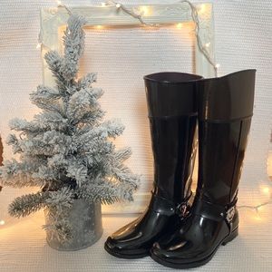 Michael Kors tall rain boots with boot inserts